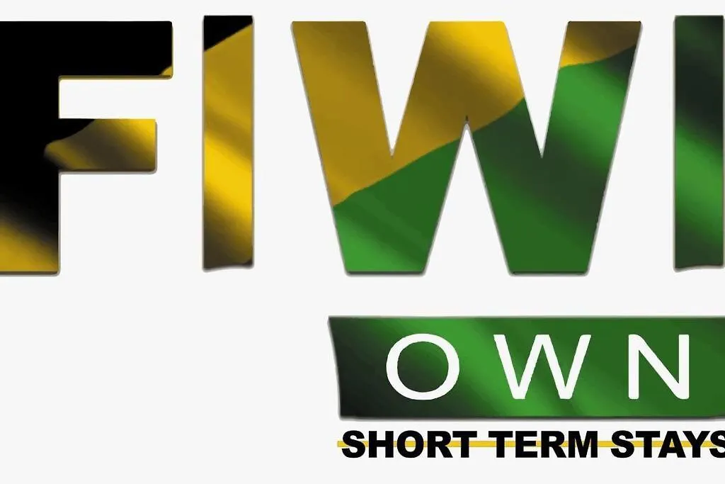Fiwi-Own Chelsea Manor, Kingston Apartment